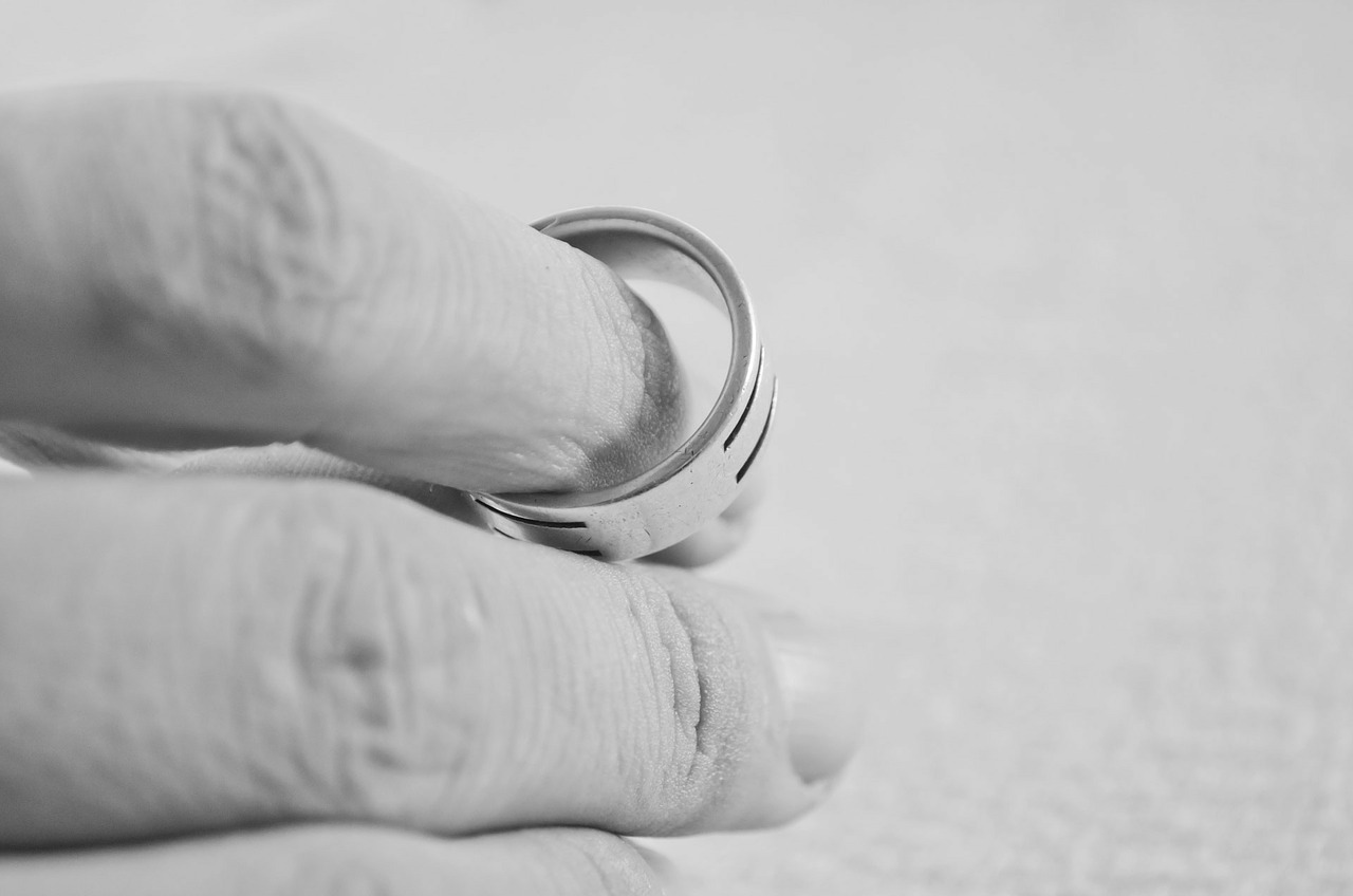 ¿Cómo enfrentarse a una ruptura de pareja? Diferencias entre separación y divorcio